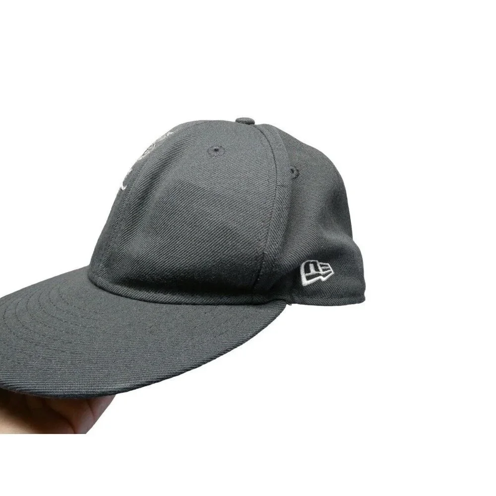 New Era New York Yankees Dark Grey Family‎ Crest Logo Hat 59Fifty Fitted 7 5/8